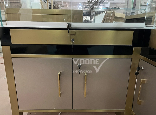 Luxury Modern Mall Jewelry Shop Showcase Case11